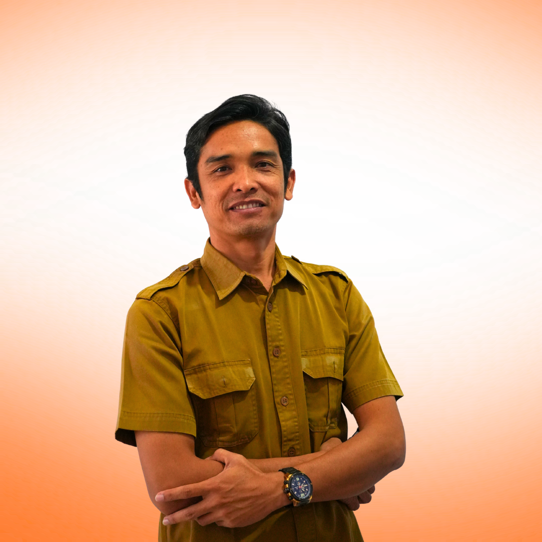 HENDY  SAHPUTRA, S.IP
