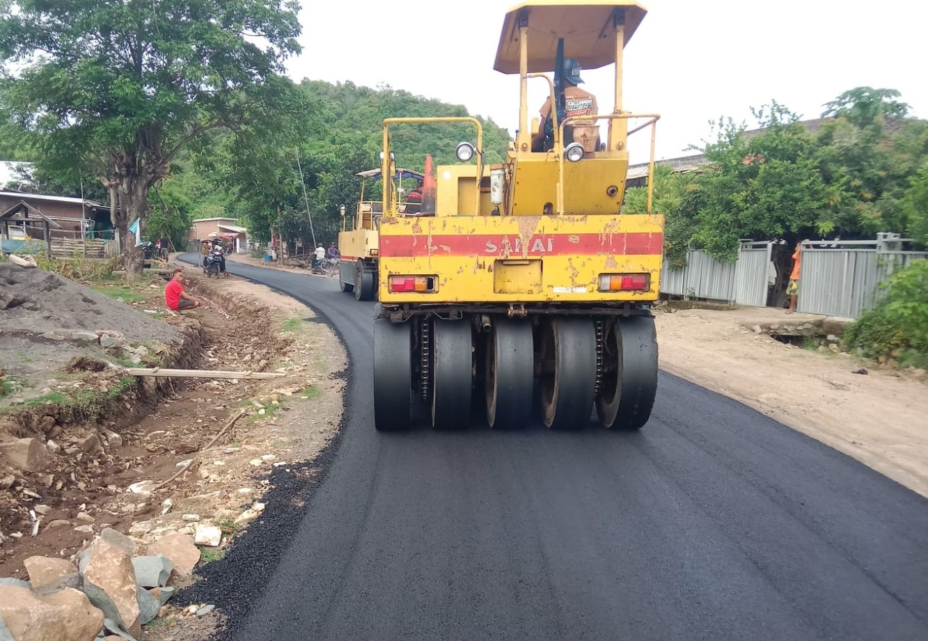 KEJAR TARGET 80% JALAN MANTAP, PEMKAB SUMBAWA MELALUI DINAS PUPR AKSELERASI PEMBANGUNAN INFRASTRUKTUR